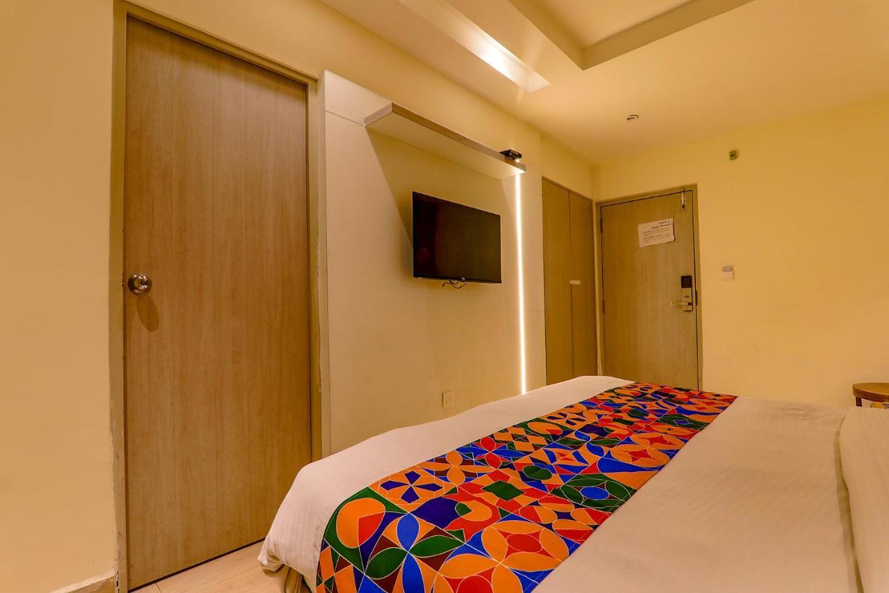 Hotel Townhouse Geetraj Near Shalimar Gateway Lucknow Esterno foto