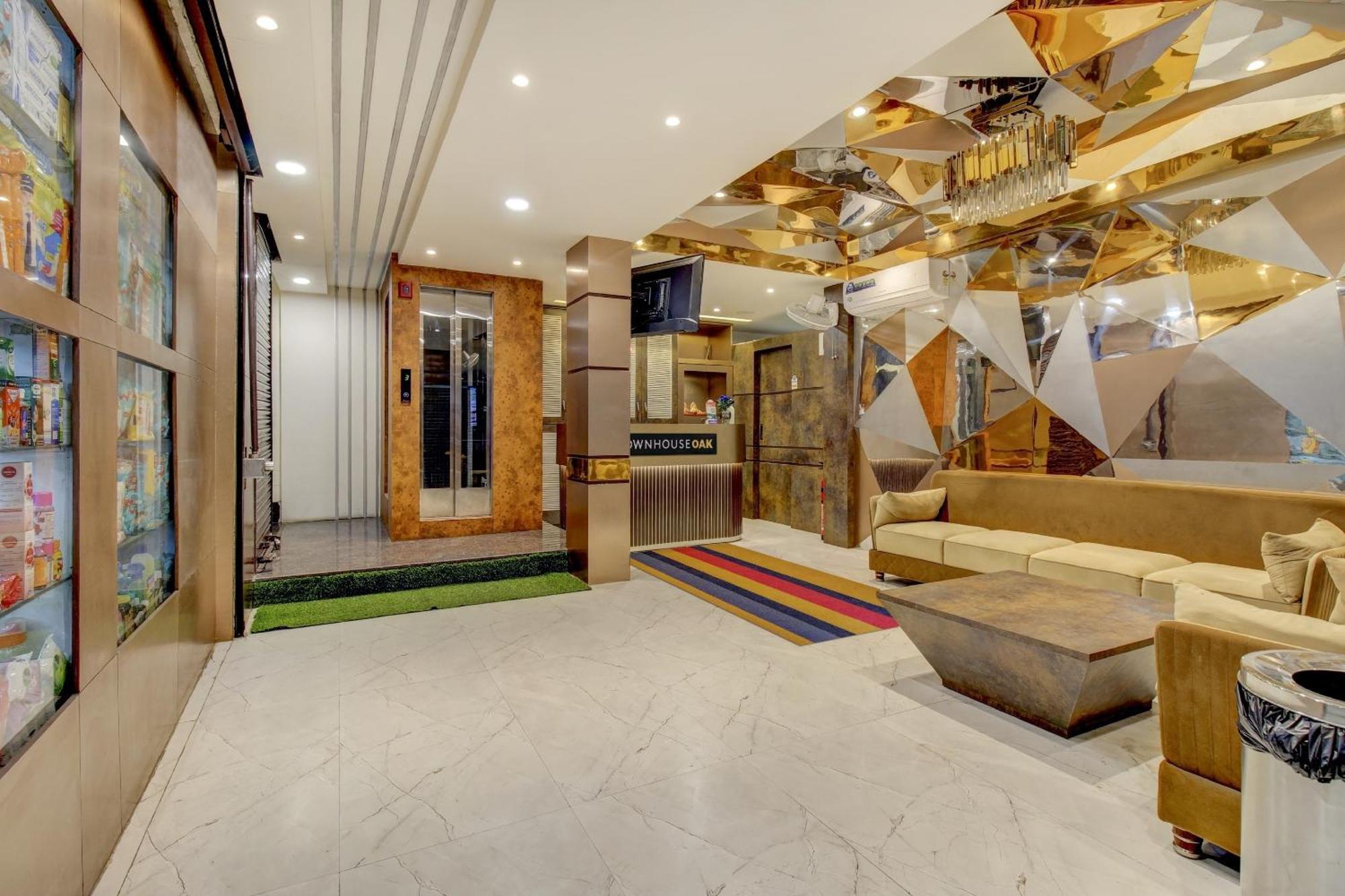 Hotel Townhouse Geetraj Near Shalimar Gateway Lucknow Esterno foto
