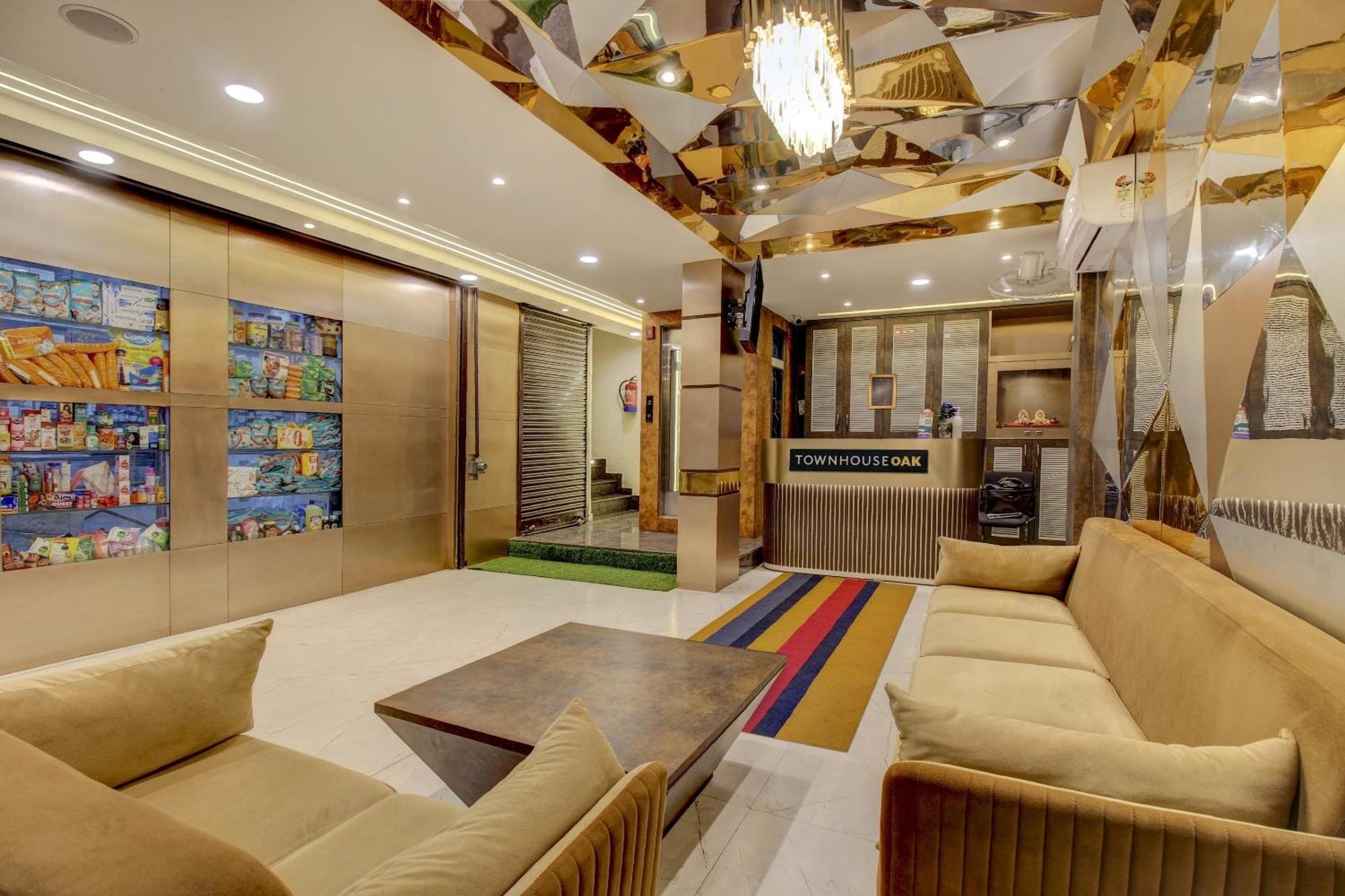 Hotel Townhouse Geetraj Near Shalimar Gateway Lucknow Esterno foto